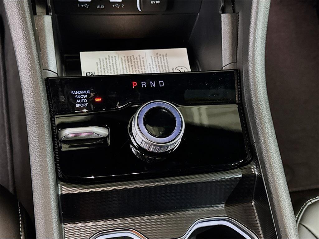 new 2025 Jeep Grand Cherokee L car, priced at $49,097