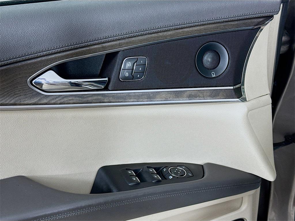 used 2020 Lincoln Nautilus car, priced at $23,000
