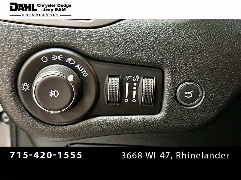 used 2020 Jeep Cherokee car, priced at $17,000