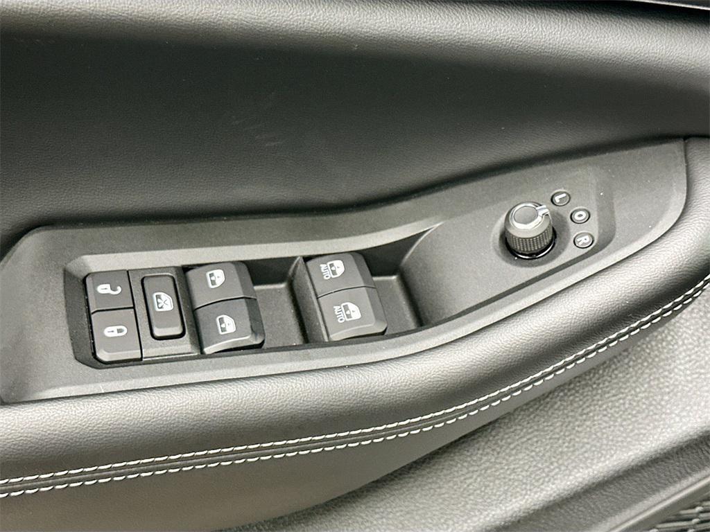 new 2025 Jeep Grand Cherokee L car, priced at $46,900