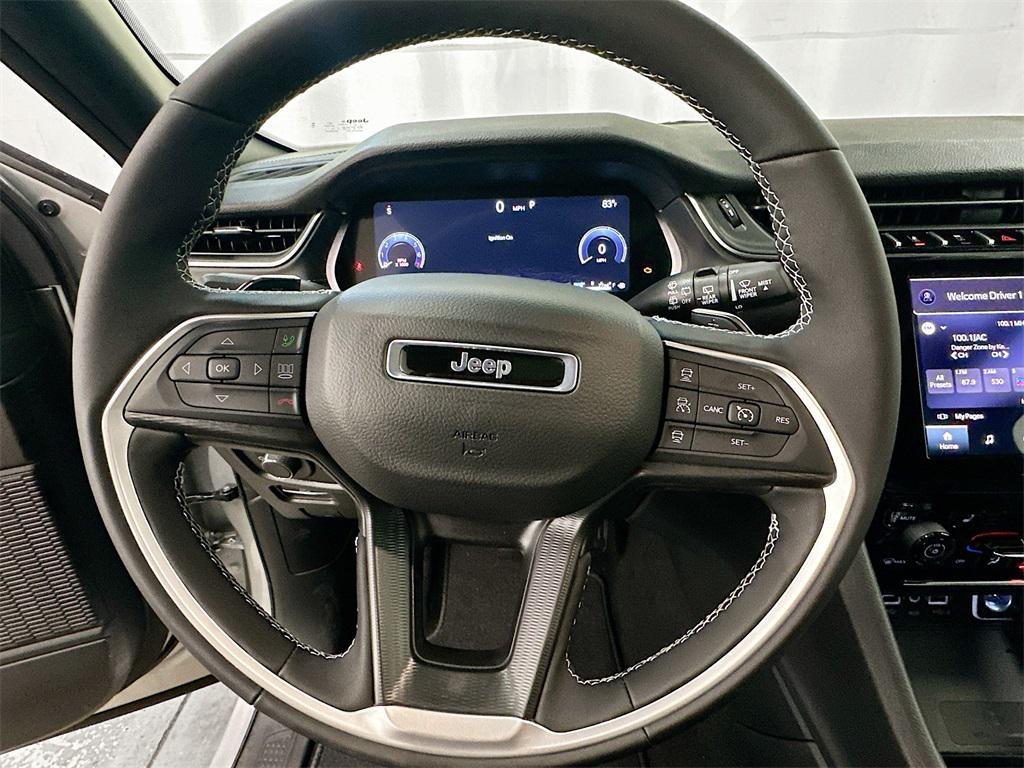 new 2025 Jeep Grand Cherokee L car, priced at $46,900