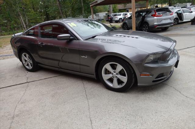 used 2014 Ford Mustang car