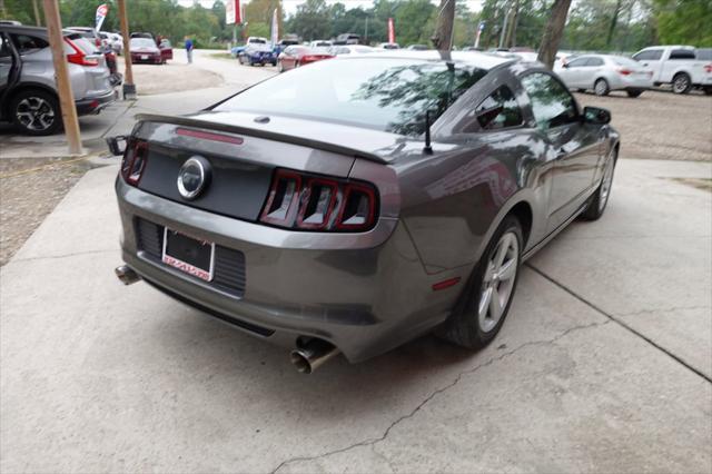 used 2014 Ford Mustang car