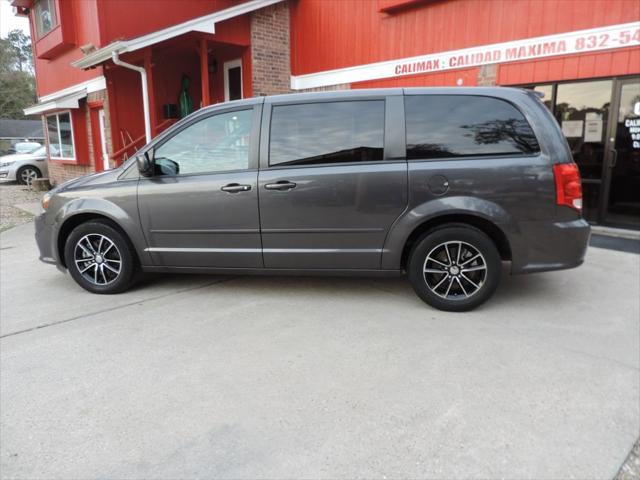 used 2017 Dodge Grand Caravan car, priced at $18,977