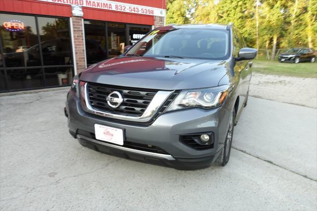 used 2019 Nissan Pathfinder car, priced at $17,977