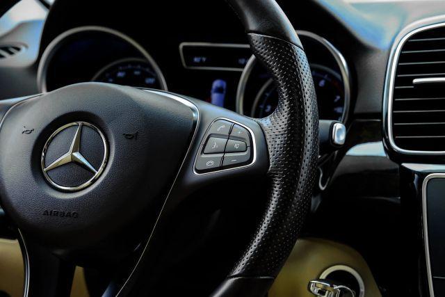 used 2018 Mercedes-Benz GLE 350 car, priced at $28,900