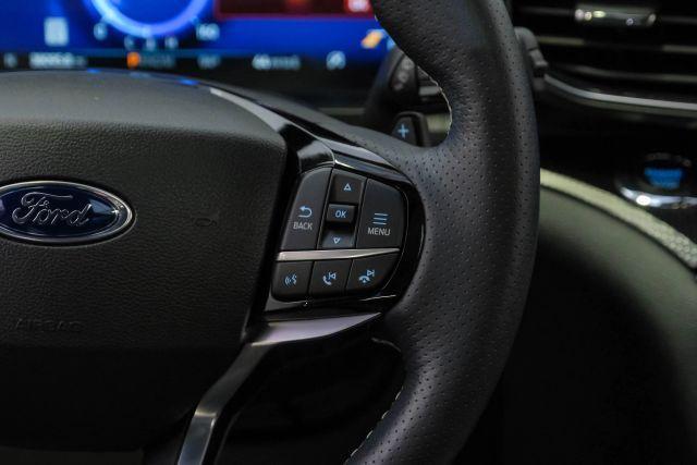 used 2022 Ford Explorer car, priced at $39,900