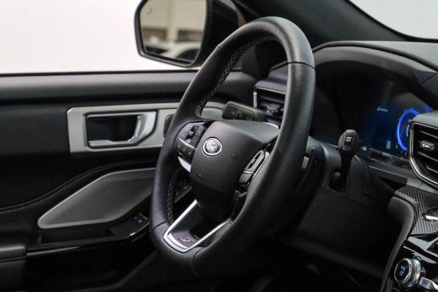 used 2022 Ford Explorer car, priced at $39,900