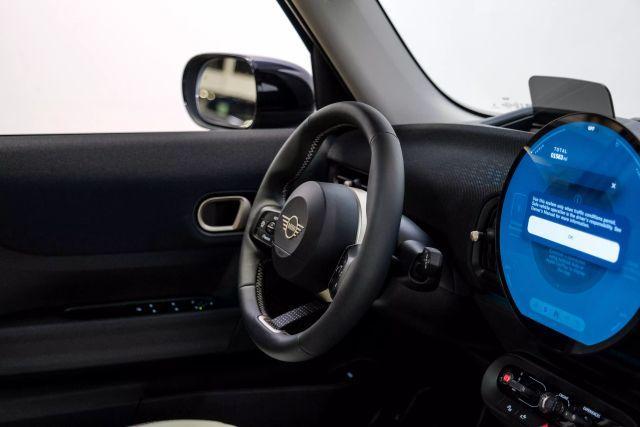 used 2025 MINI Hardtop car, priced at $34,900