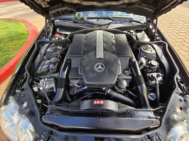 used 2006 Mercedes-Benz SL-Class car, priced at $12,995