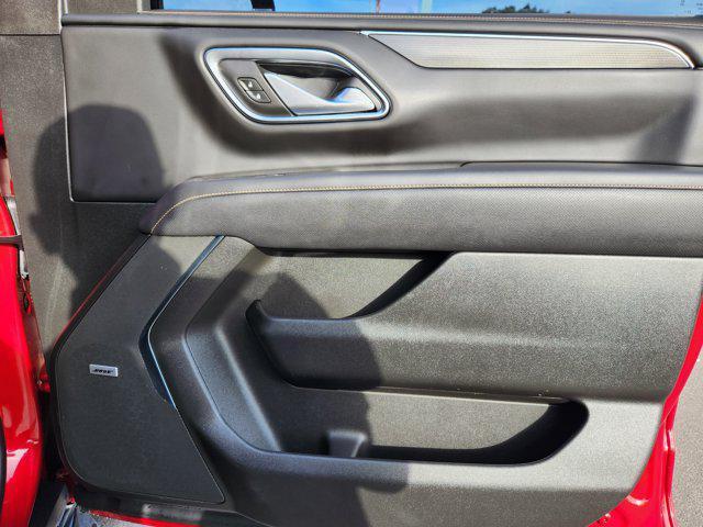 used 2024 GMC Yukon car, priced at $69,820