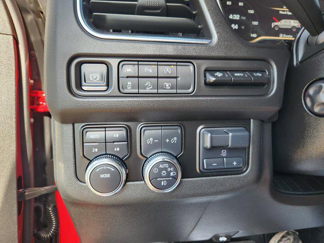 used 2024 GMC Yukon car, priced at $69,820