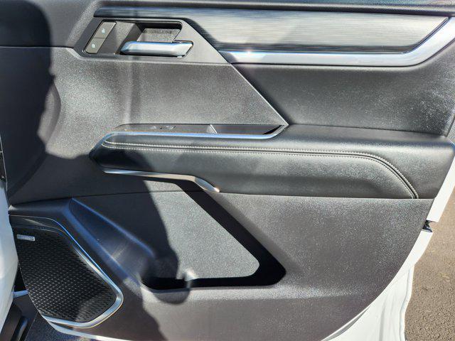 used 2025 GMC Acadia car, priced at $39,323