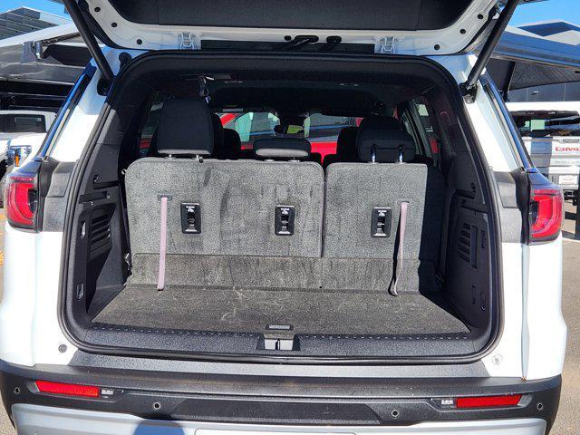 used 2025 GMC Acadia car, priced at $39,323