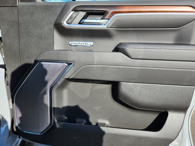 new 2025 GMC Sierra 1500 car, priced at $67,155