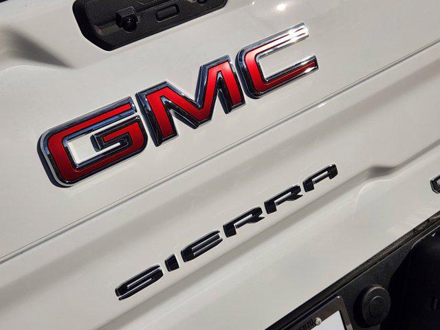 new 2025 GMC Sierra 1500 car, priced at $52,190