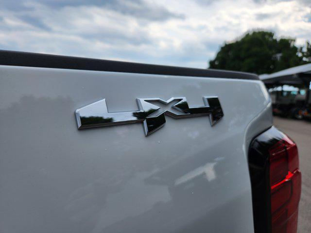 new 2025 GMC Sierra 2500 car, priced at $57,960