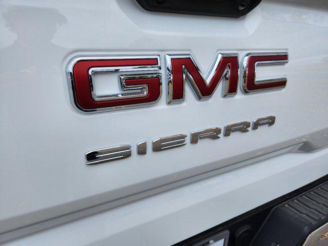 new 2025 GMC Sierra 1500 car, priced at $46,975