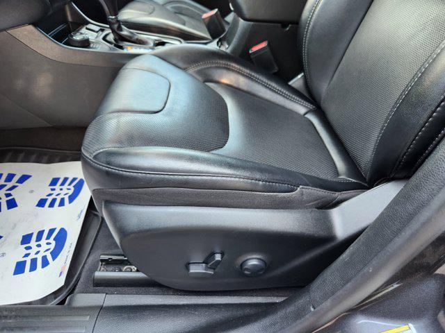 used 2023 Jeep Cherokee car, priced at $24,050