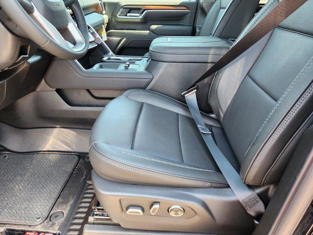 new 2025 GMC Sierra 3500 car, priced at $87,915