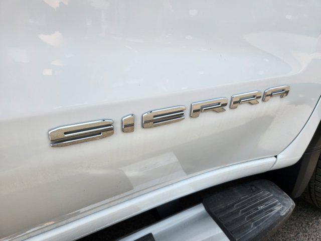 new 2025 GMC Sierra 1500 car, priced at $56,594