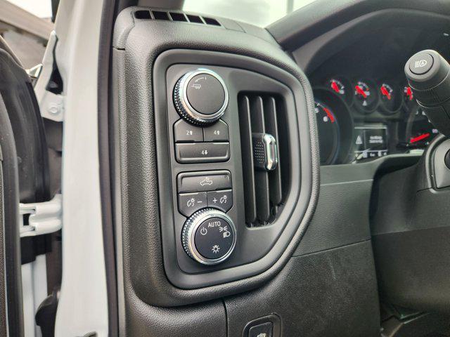 new 2025 GMC Sierra 2500 car, priced at $58,005