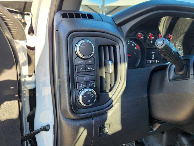 new 2025 GMC Sierra 1500 car, priced at $42,725