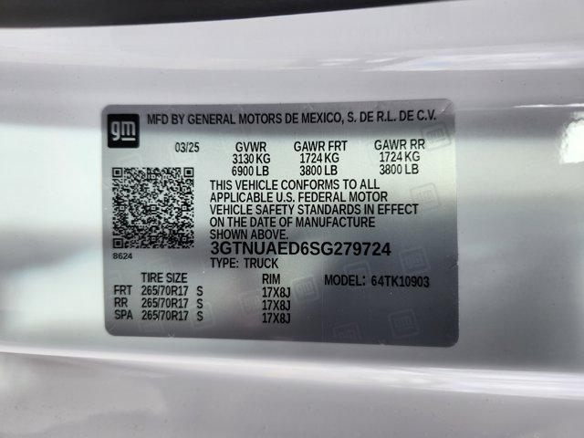 new 2025 GMC Sierra 1500 car, priced at $42,725