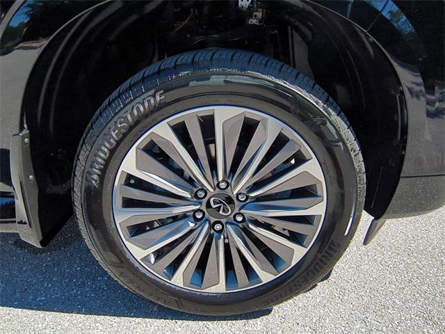 new 2026 INFINITI QX80 car, priced at $97,580