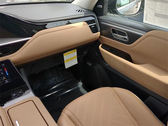new 2025 INFINITI QX80 car, priced at $92,100
