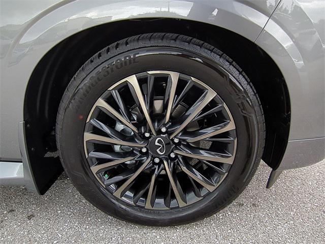 new 2026 INFINITI QX80 car, priced at $118,775