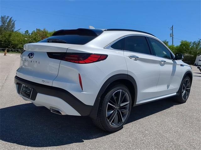 new 2024 INFINITI QX55 car, priced at $53,065