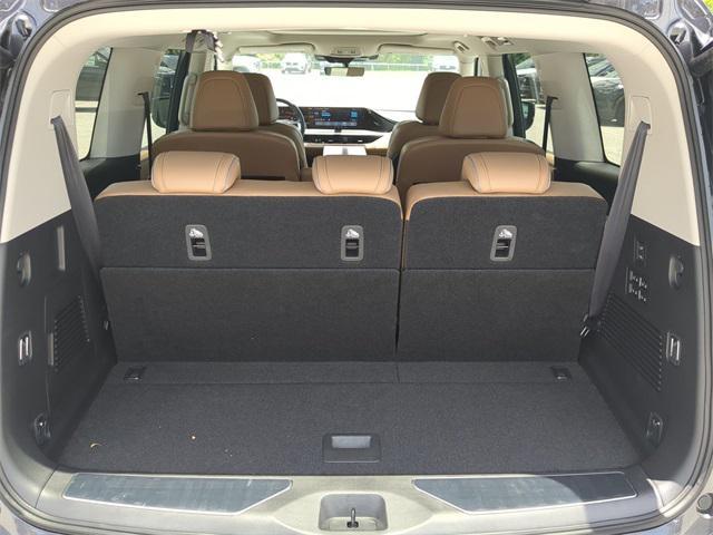 new 2025 INFINITI QX80 car, priced at $97,890
