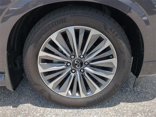 new 2025 INFINITI QX80 car, priced at $97,890