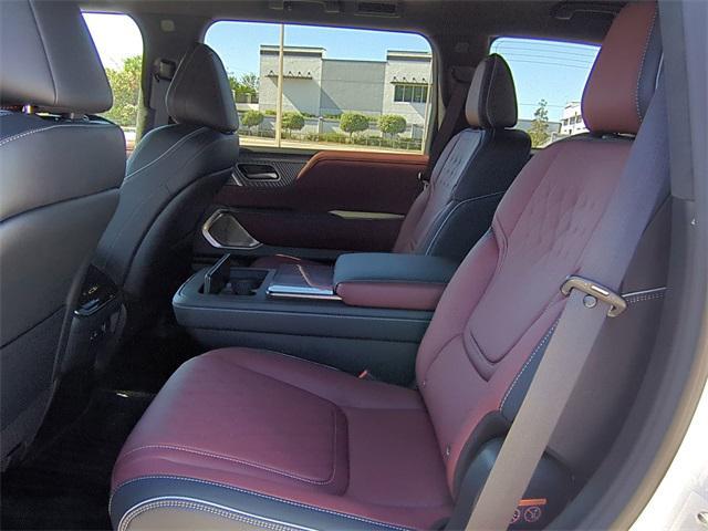 new 2026 INFINITI QX80 car, priced at $118,980