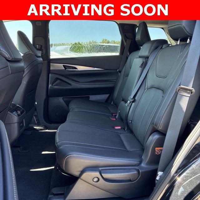used 2025 INFINITI QX60 car, priced at $45,885