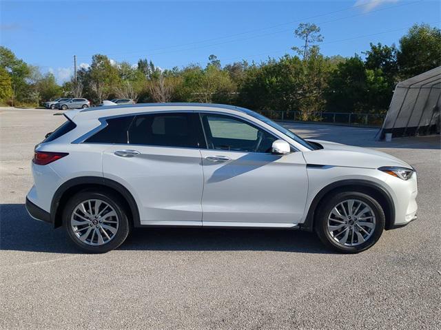 new 2025 INFINITI QX50 car, priced at $49,555