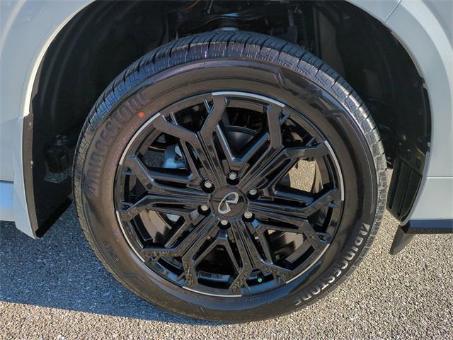 new 2026 INFINITI QX80 car, priced at $107,525