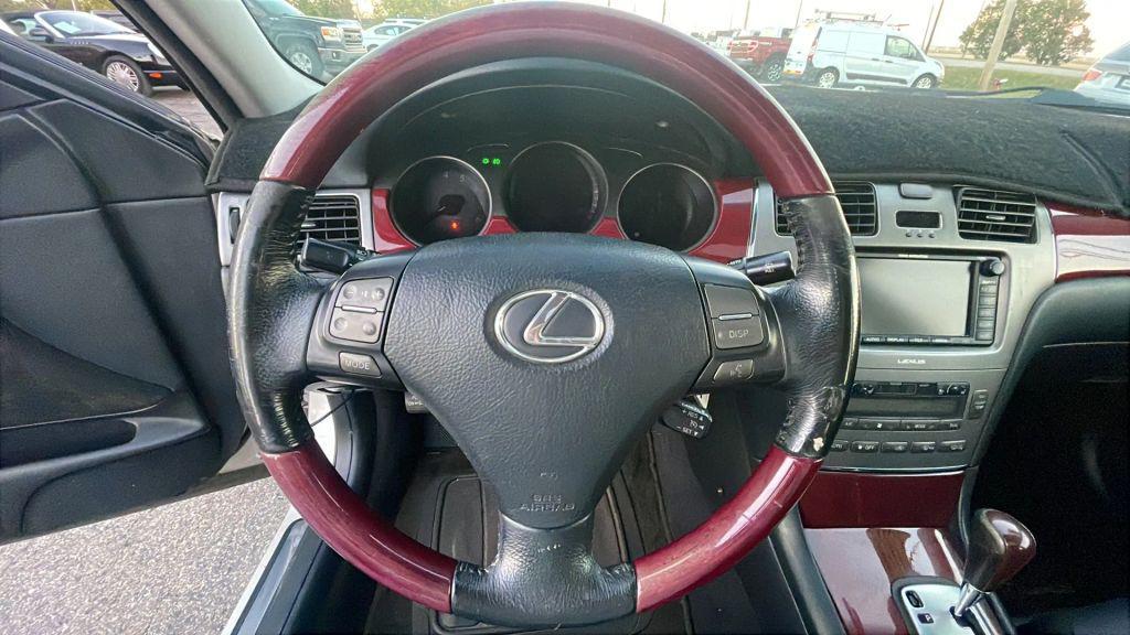 used 2005 Lexus ES 330 car, priced at $3,500