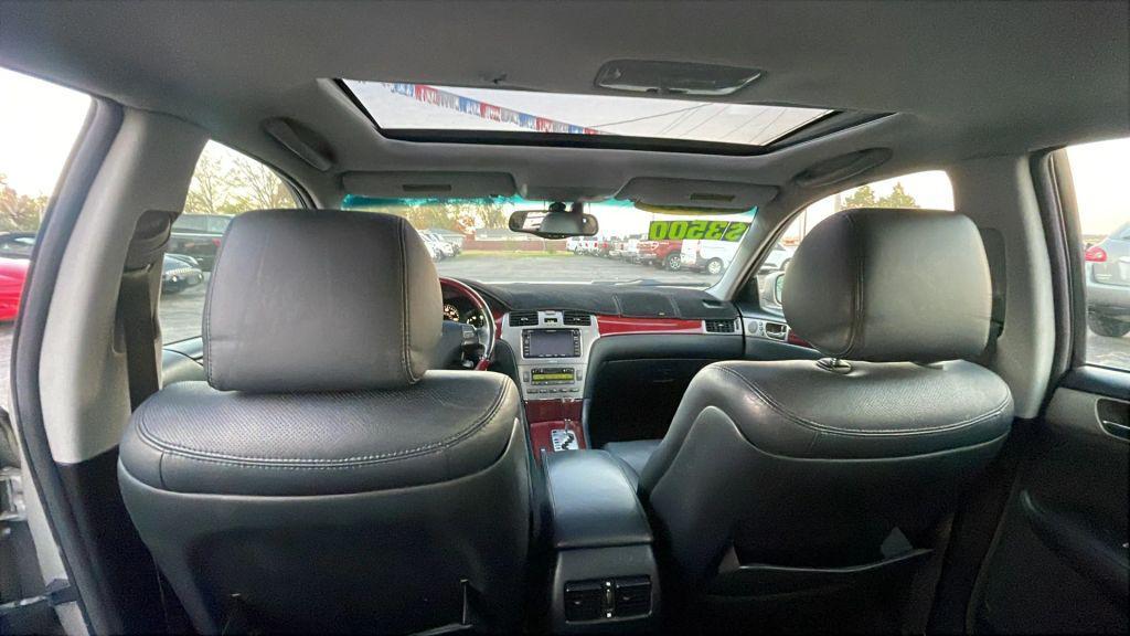 used 2005 Lexus ES 330 car, priced at $3,500