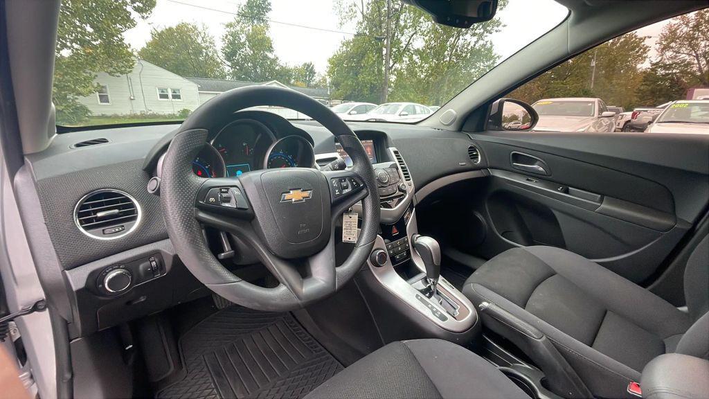 used 2016 Chevrolet Cruze Limited car, priced at $10,450