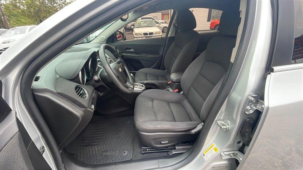 used 2016 Chevrolet Cruze Limited car, priced at $10,450