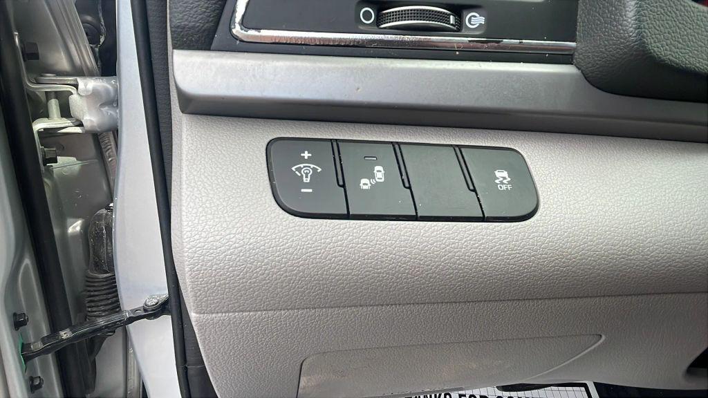 used 2018 Hyundai Elantra car, priced at $11,977