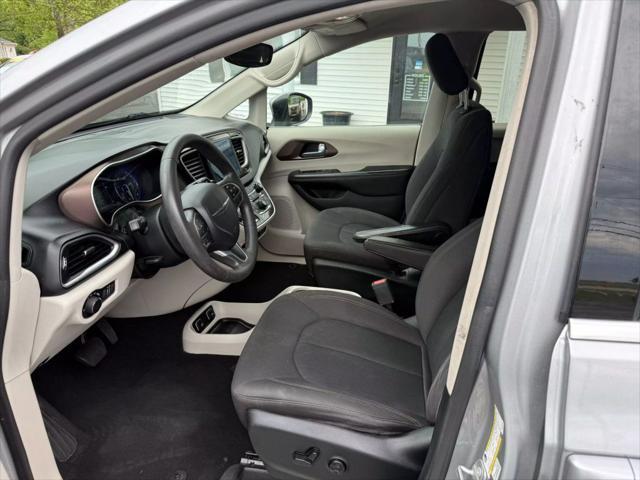 used 2017 Chrysler Pacifica car, priced at $11,750