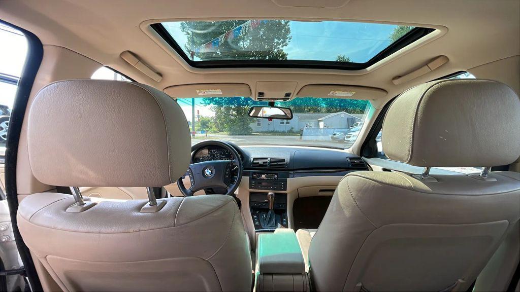 used 2002 BMW 325 car, priced at $3,750