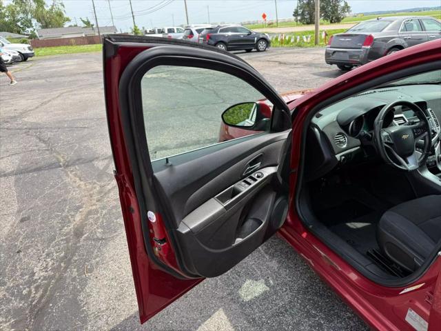 used 2014 Chevrolet Cruze car, priced at $6,450