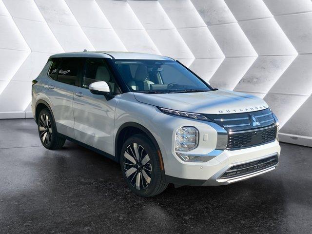 new 2025 Mitsubishi Outlander car, priced at $38,625