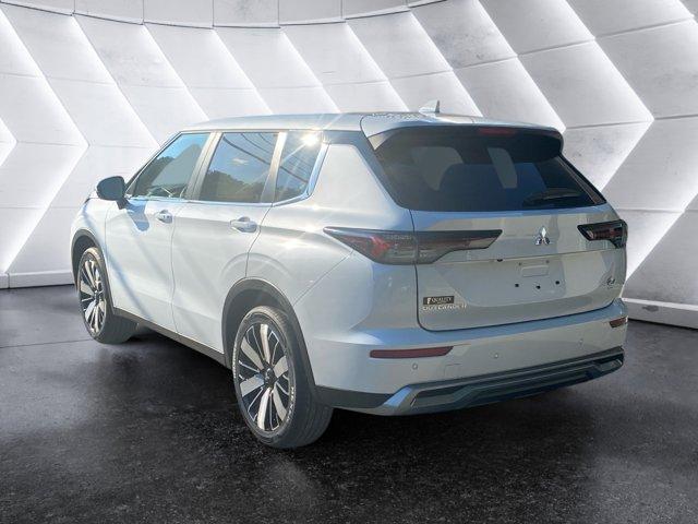 new 2025 Mitsubishi Outlander car, priced at $38,625