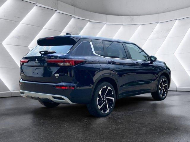 new 2024 Mitsubishi Outlander car, priced at $37,435