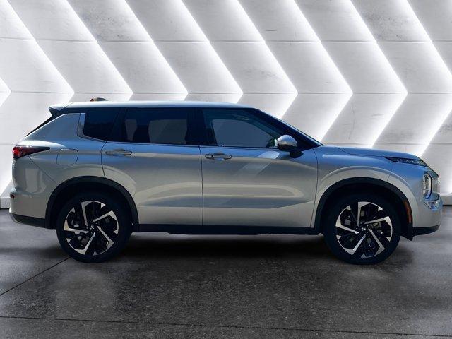 used 2024 Mitsubishi Outlander car, priced at $25,900